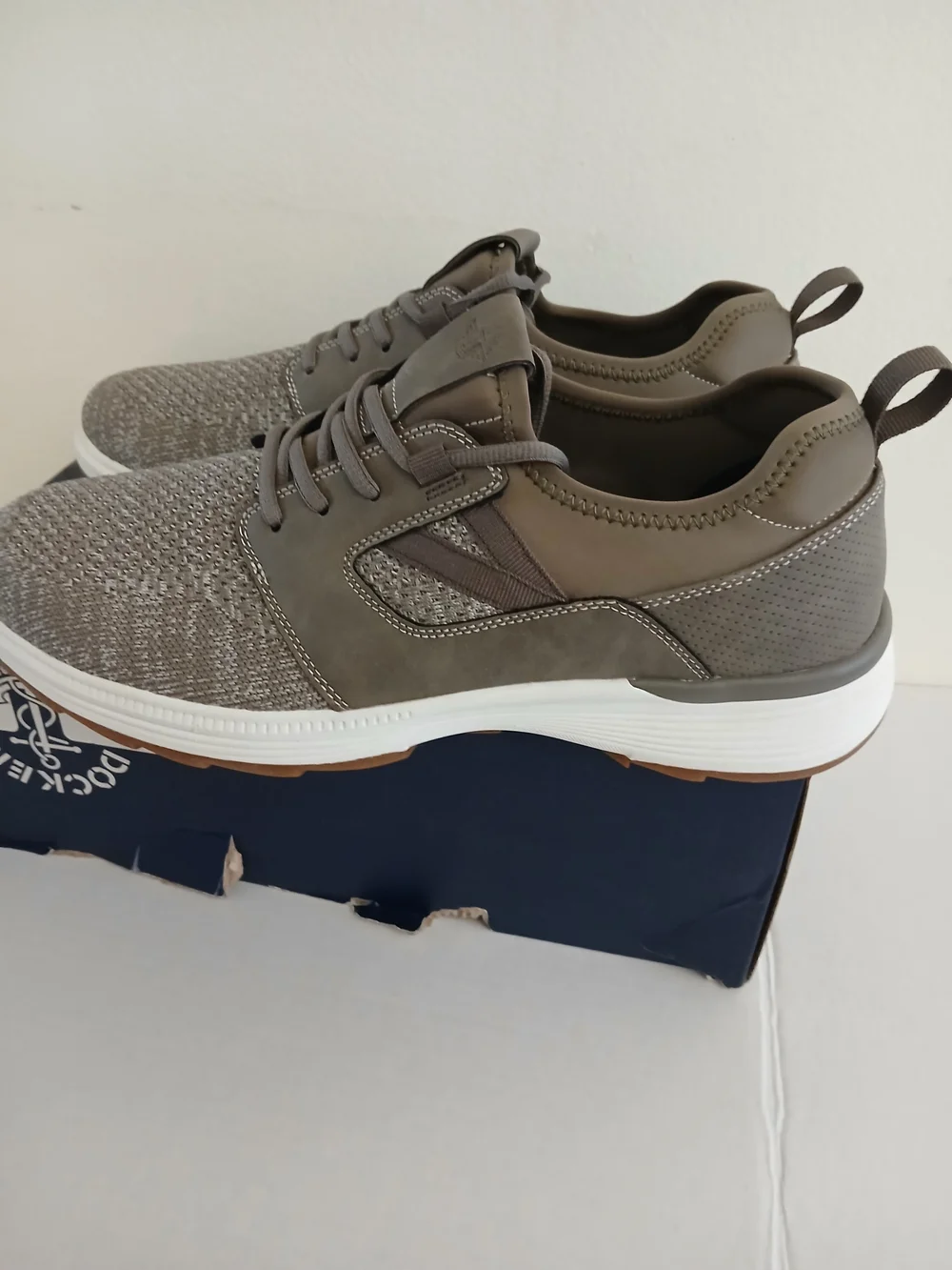 Dockers Size 13 M Men's Grey Knit Lace-Up Casual Sneakers New $40 - Picture 8 of 9